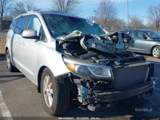 KIA KIA SEDONA LX