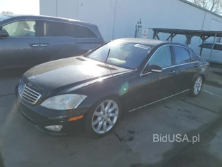 MERCEDES-BENZ S 550 550