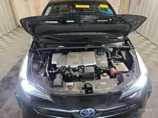 TOYOTA TOYOTA PRIUS XLE