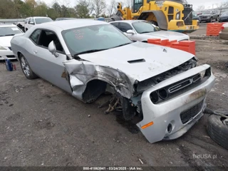 DODGE DODGE CHALLENGER SXT AWD