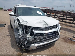 CHEVROLET CHEVROLET TRAILBLAZER FWD LT