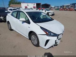 TOYOTA TOYOTA PRIUS LE