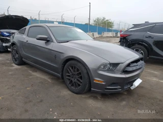FORD FORD MUSTANG V6 PREMIUM