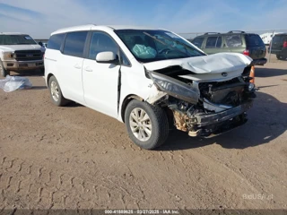 KIA KIA SEDONA LX