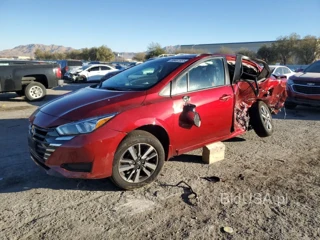 NISSAN VERSA SV SV