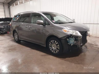 TOYOTA TOYOTA SIENNA XLE 8 PASSENGER