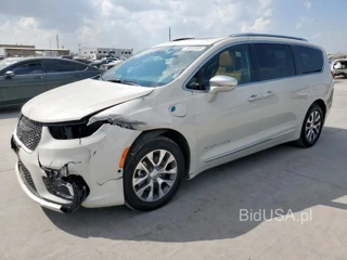 CHRYSLER PACIFICA H HYBRID PINNACLE