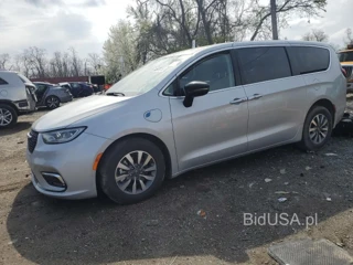 CHRYSLER PACIFICA H HYBRID SELECT