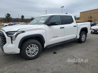 TOYOTA TUNDRA CRE CREWMAX SR