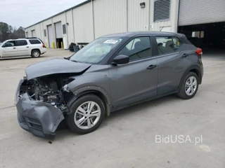 NISSAN KICKS S S