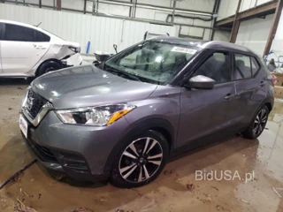 NISSAN KICKS SV SV