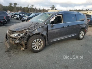 CHRYSLER PACIFICA T TOURING L