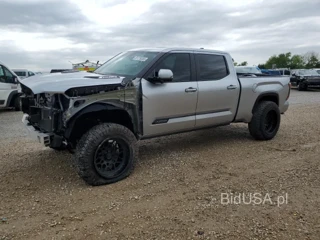 TOYOTA TUNDRA CRE CREWMAX PLATINUM