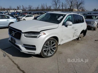 VOLVO XC90 T5 MO T5 MOMENTUM