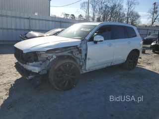 VOLVO XC90 T6 MO T6 MOMENTUM