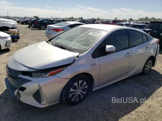 TOYOTA PRIUS PRIM LE