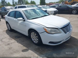 CHRYSLER CHRYSLER 200 TOURING