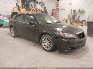 CHRYSLER CHRYSLER 200 TOURING