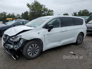 CHRYSLER PACIFICA H HYBRID SELECT