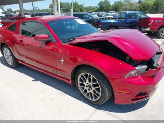 FORD FORD MUSTANG V6 PREMIUM