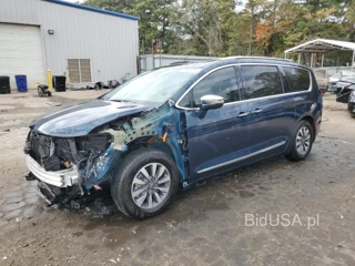CHRYSLER PACIFICA H HYBRID LIMITED
