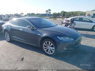 TESLA TESLA MODEL S 85D/P85D
