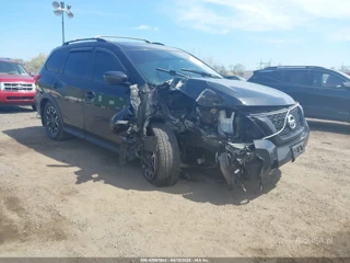 NISSAN NISSAN PATHFINDER SL