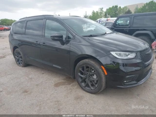 CHRYSLER CHRYSLER PACIFICA LIMITED AWD