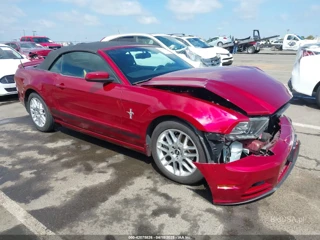 FORD FORD MUSTANG V6 PREMIUM