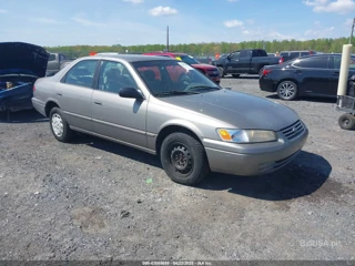 TOYOTA TOYOTA CAMRY LE