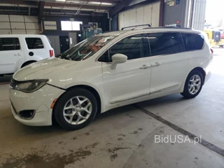 CHRYSLER PACIFICA T TOURING L