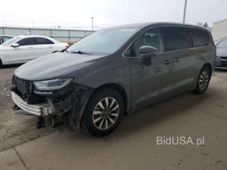 CHRYSLER PACIFICA H HYBRID TOURING L