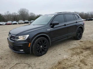 VOLKSWAGEN TIGUAN SE SE
