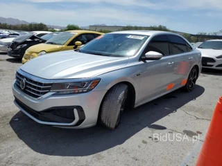VOLKSWAGEN PASSAT R-L R-LINE