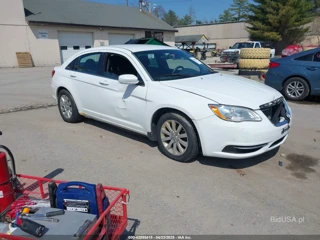CHRYSLER CHRYSLER 200 LX
