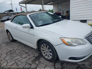 CHRYSLER CHRYSLER 200 TOURING