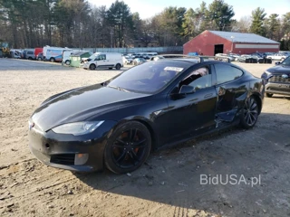 TESLA MODEL S 70 70D