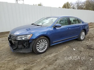 VOLKSWAGEN PASSAT SE SE
