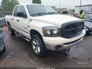 DODGE DODGE RAM 1500 SLT