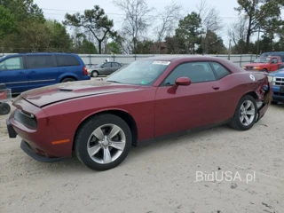 DODGE CHALLENGER SXT