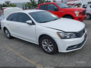VOLKSWAGEN VOLKSWAGEN PASSAT 1.8T S