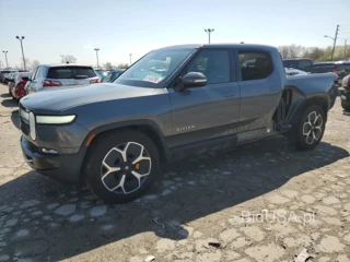 RIVIAN R1T ADVENT ADVENTURE