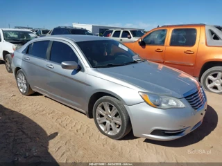 CHRYSLER CHRYSLER 200 LX