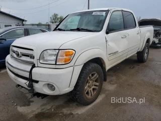 TOYOTA TUNDRA DOUBLE CAB SR5