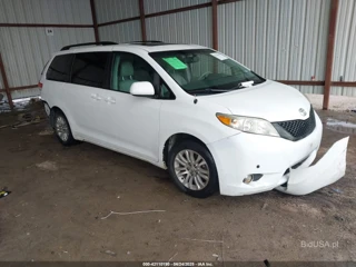 TOYOTA TOYOTA SIENNA XLE V6 8 PASSENGER