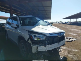 SUBARU SUBARU FORESTER PREMIUM
