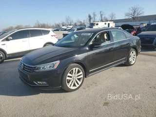 VOLKSWAGEN PASSAT SE SE