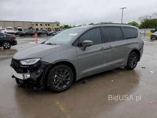 CHRYSLER PACIFICA T TOURING L