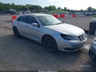 CHRYSLER CHRYSLER 200 LX