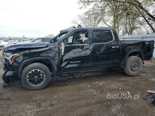 TOYOTA TUNDRA CRE CREWMAX LIMITED